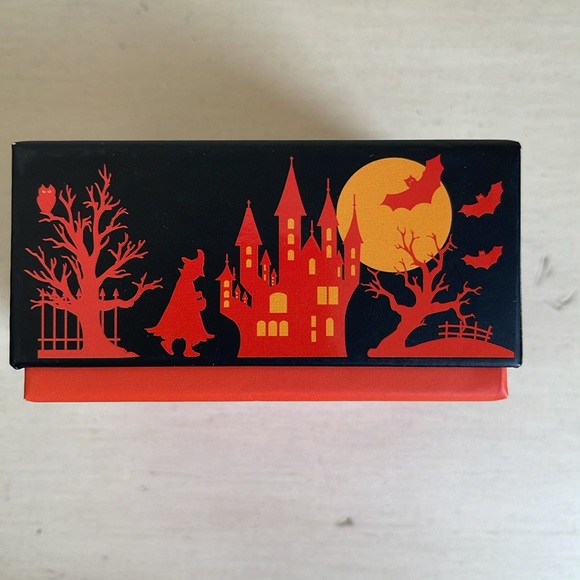 LADURÉE HALLOWEEN BOX - Picture 4 of 11